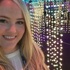 Meet your Posher, Lisa